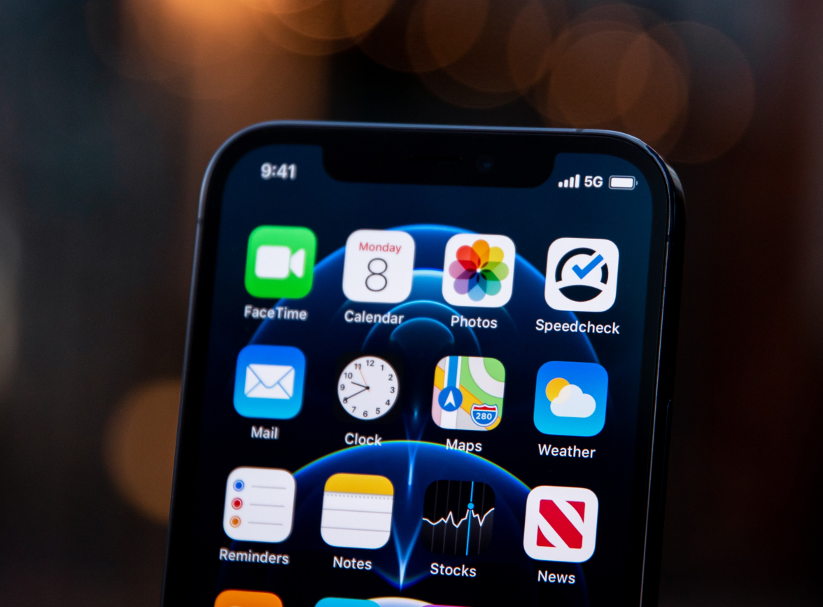 嵩县苹果手机维修分享为什么 iPhone 12 在冬季会自动关机 